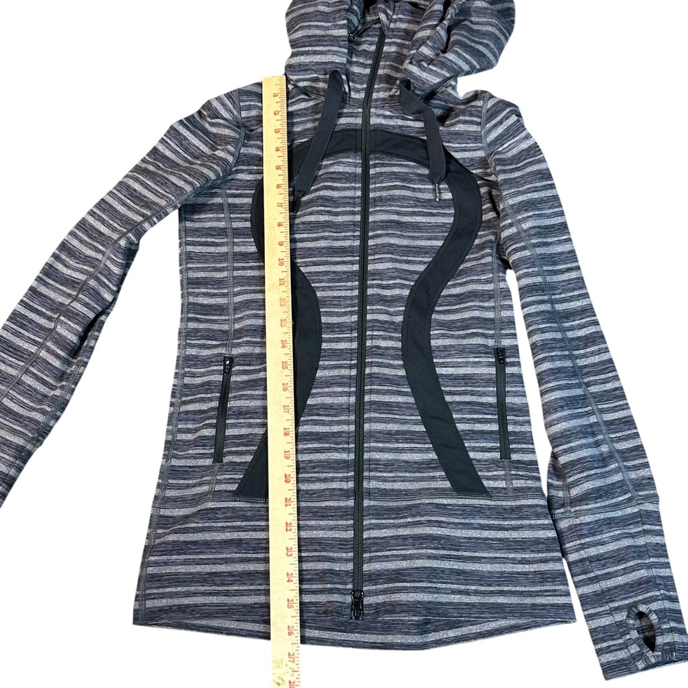 Lululemon Stride Hoodie Women Size 6 Gray Striped Full Zip Thumbholes - Picture 4 of 9